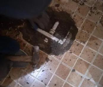 藤县卫生间漏水维修公司为您分享下卫生间渗水如何处理及注意事项